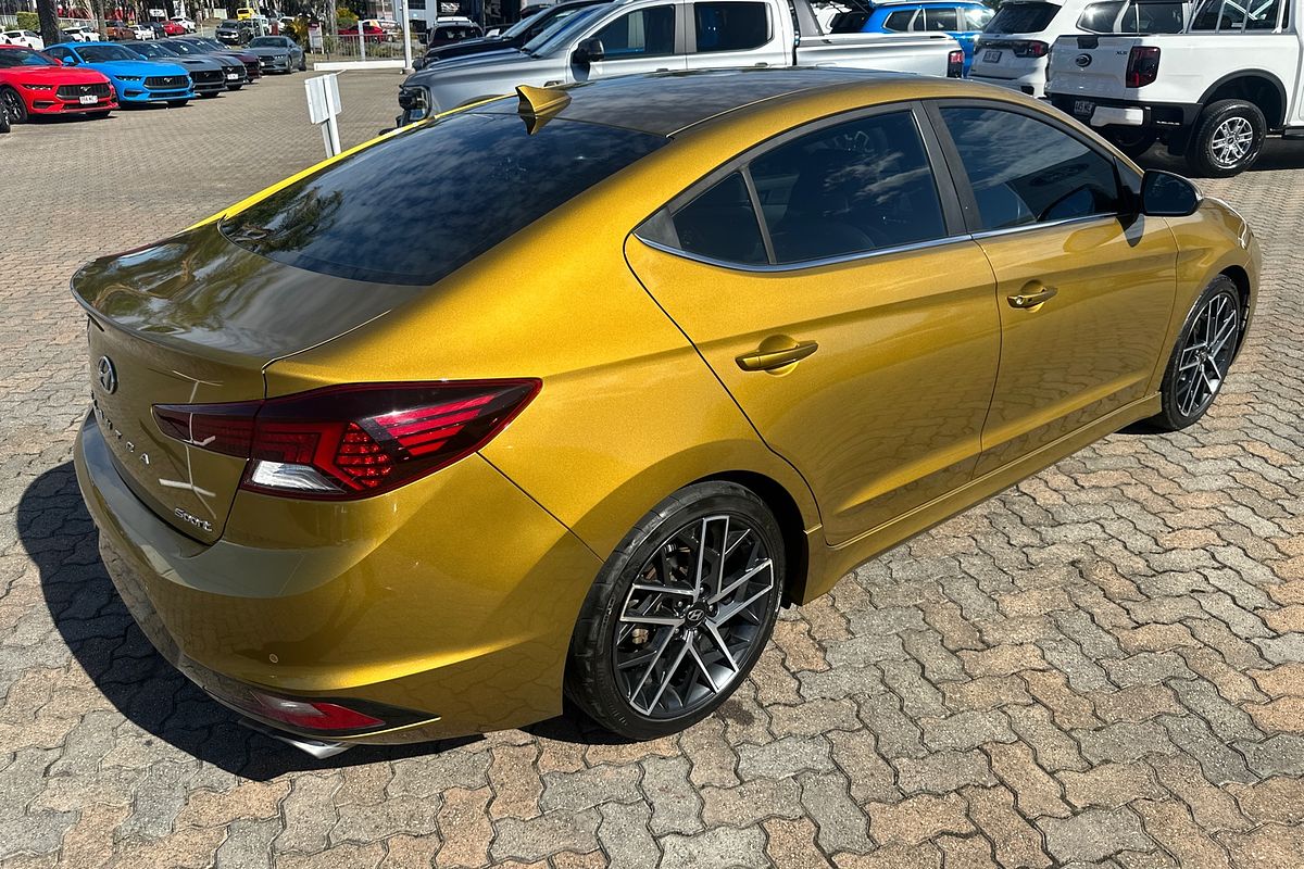 2018 Hyundai Elantra Sport Premium AD.2