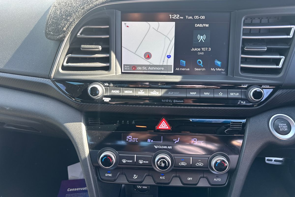 2018 Hyundai Elantra Sport Premium AD.2