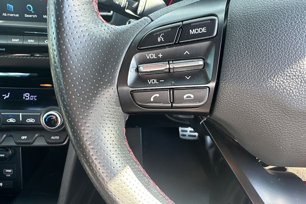 2018 Hyundai Elantra Sport Premium AD.2