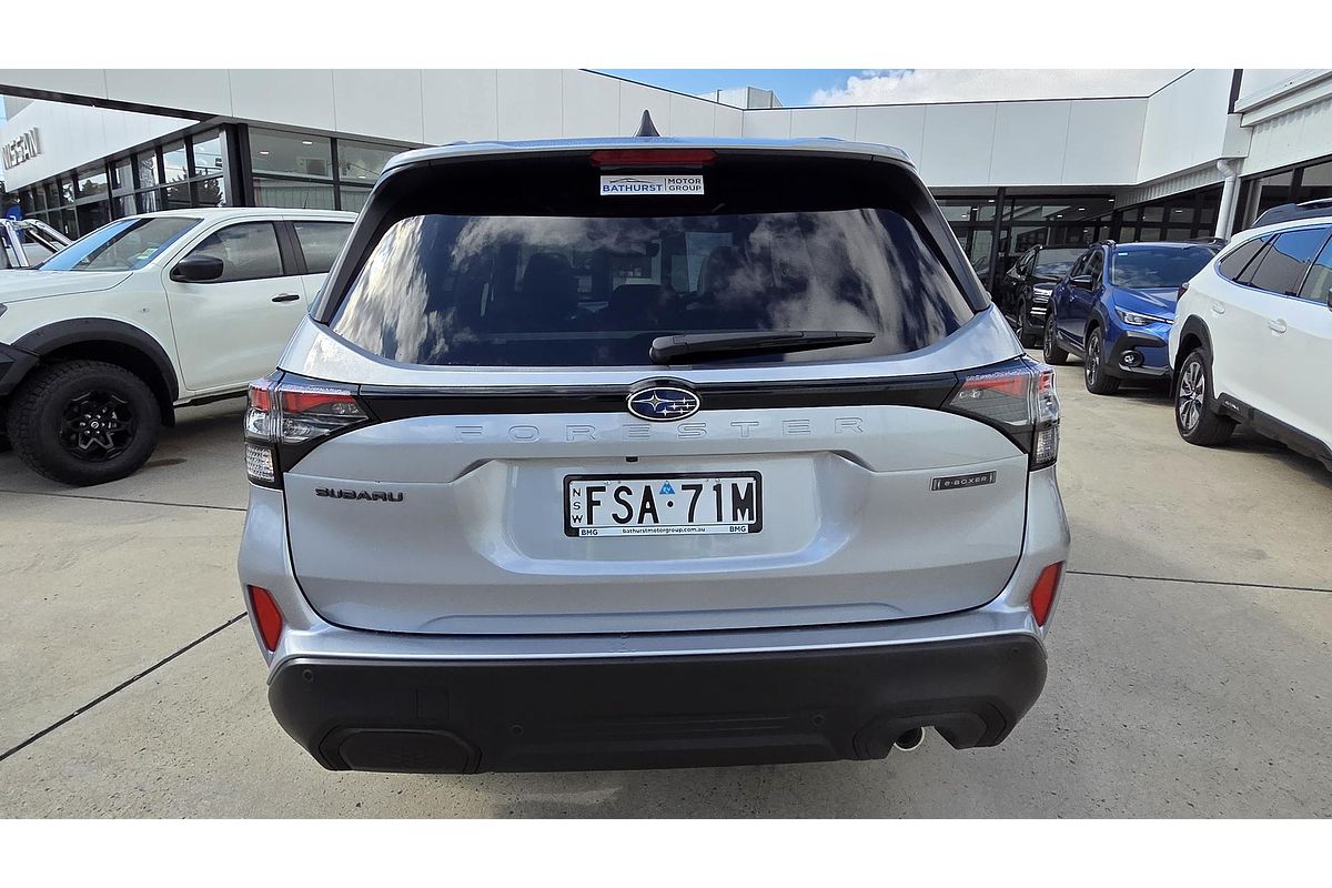 2025 Subaru Forester Hybrid Touring S6