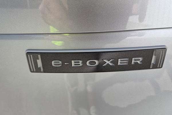 2025 Subaru Forester Hybrid Touring S6