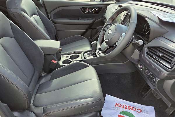 2025 Subaru Forester Hybrid Touring S6