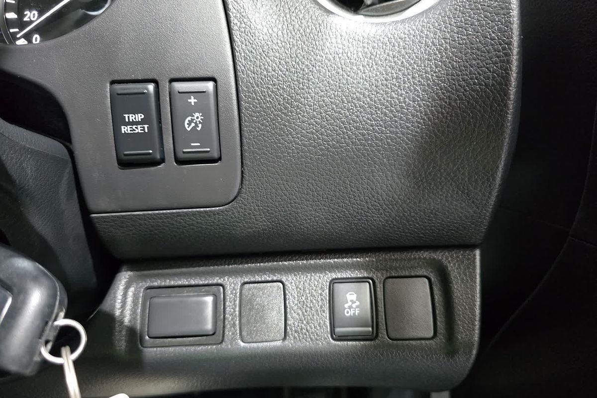 2024 Nissan Navara SL D23 Rear Wheel Drive