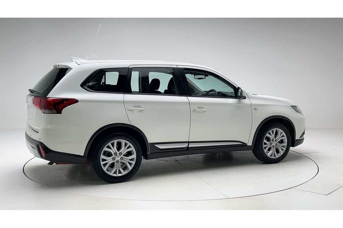 2020 Mitsubishi Outlander ES ZL