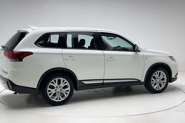2020 Mitsubishi Outlander ES ZL