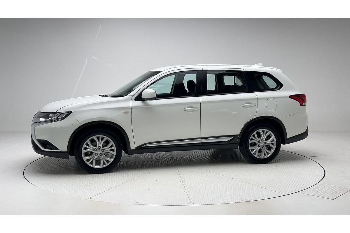 2020 Mitsubishi Outlander ES ZL