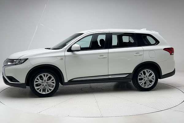 2020 Mitsubishi Outlander ES ZL