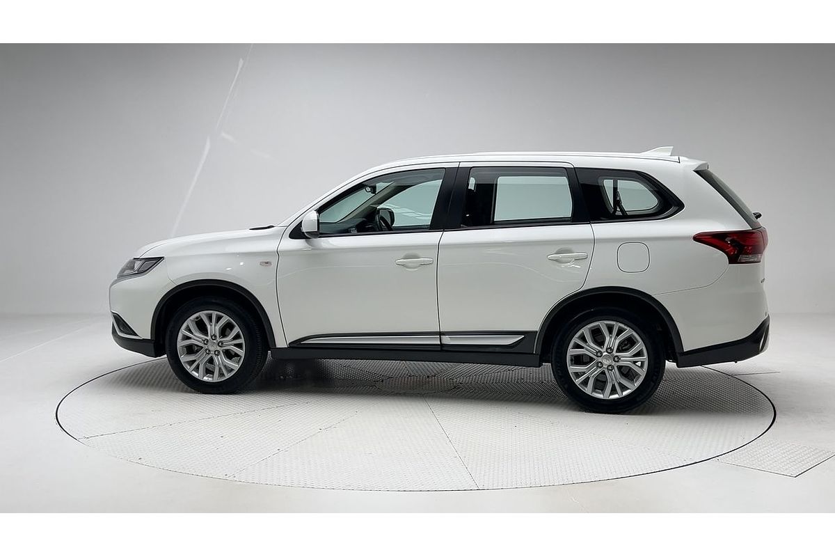 2020 Mitsubishi Outlander ES ZL