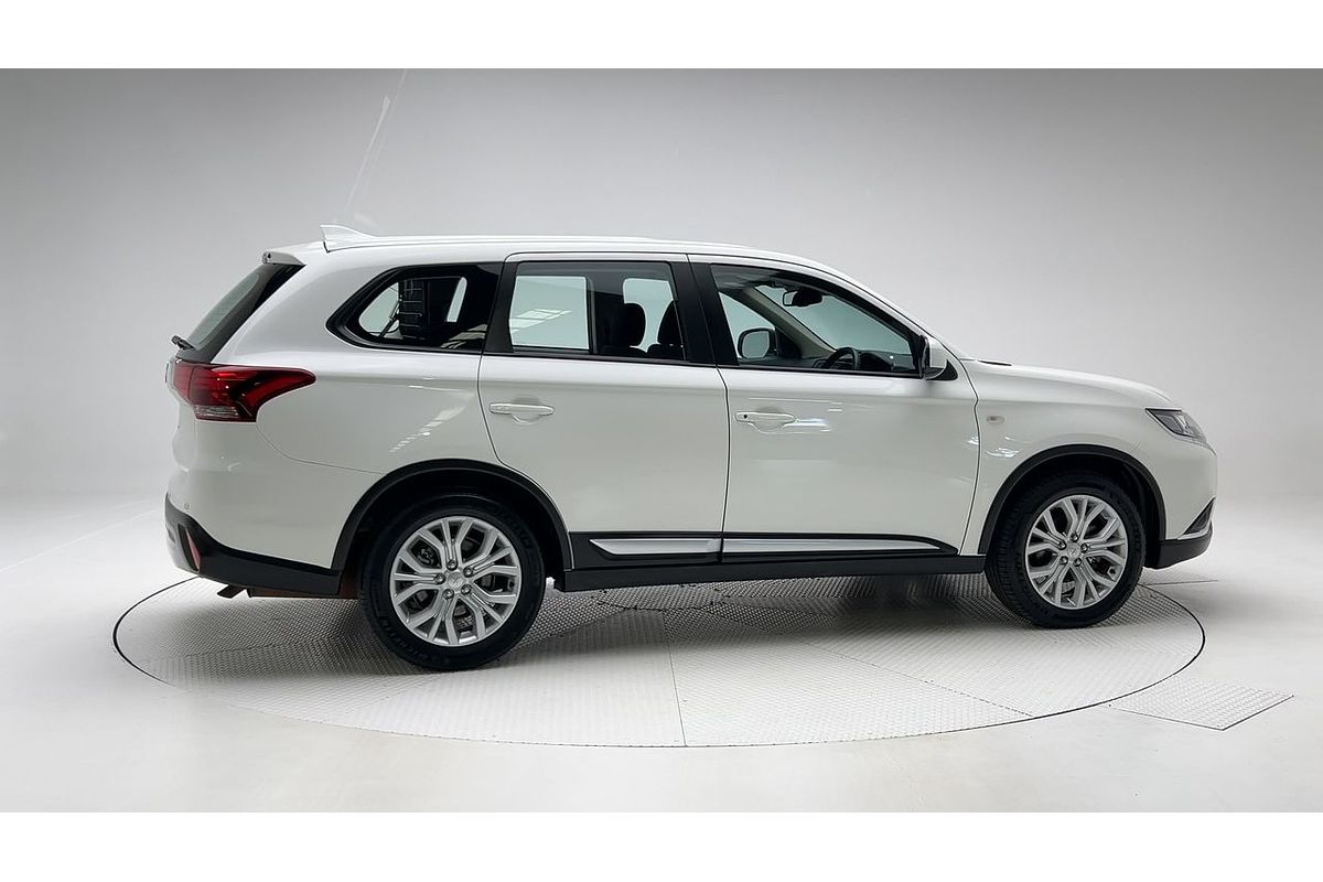2020 Mitsubishi Outlander ES ZL