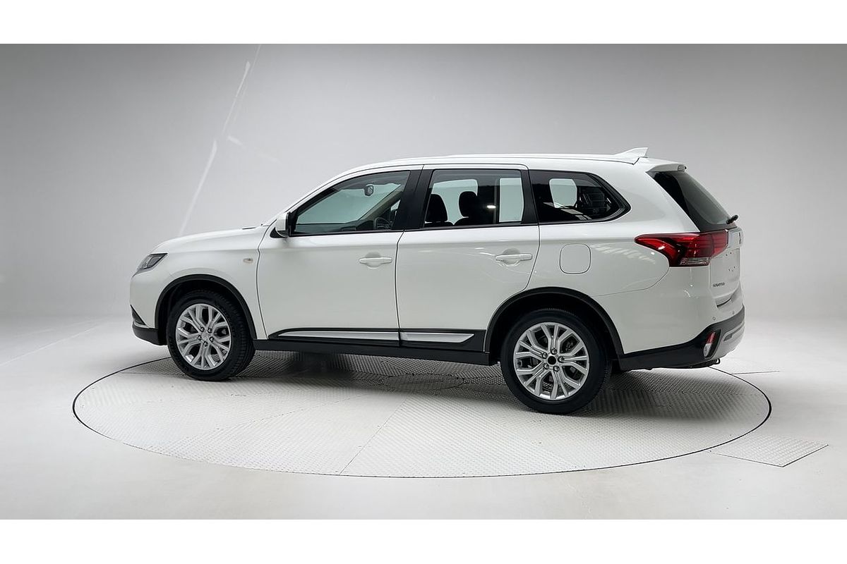 2020 Mitsubishi Outlander ES ZL