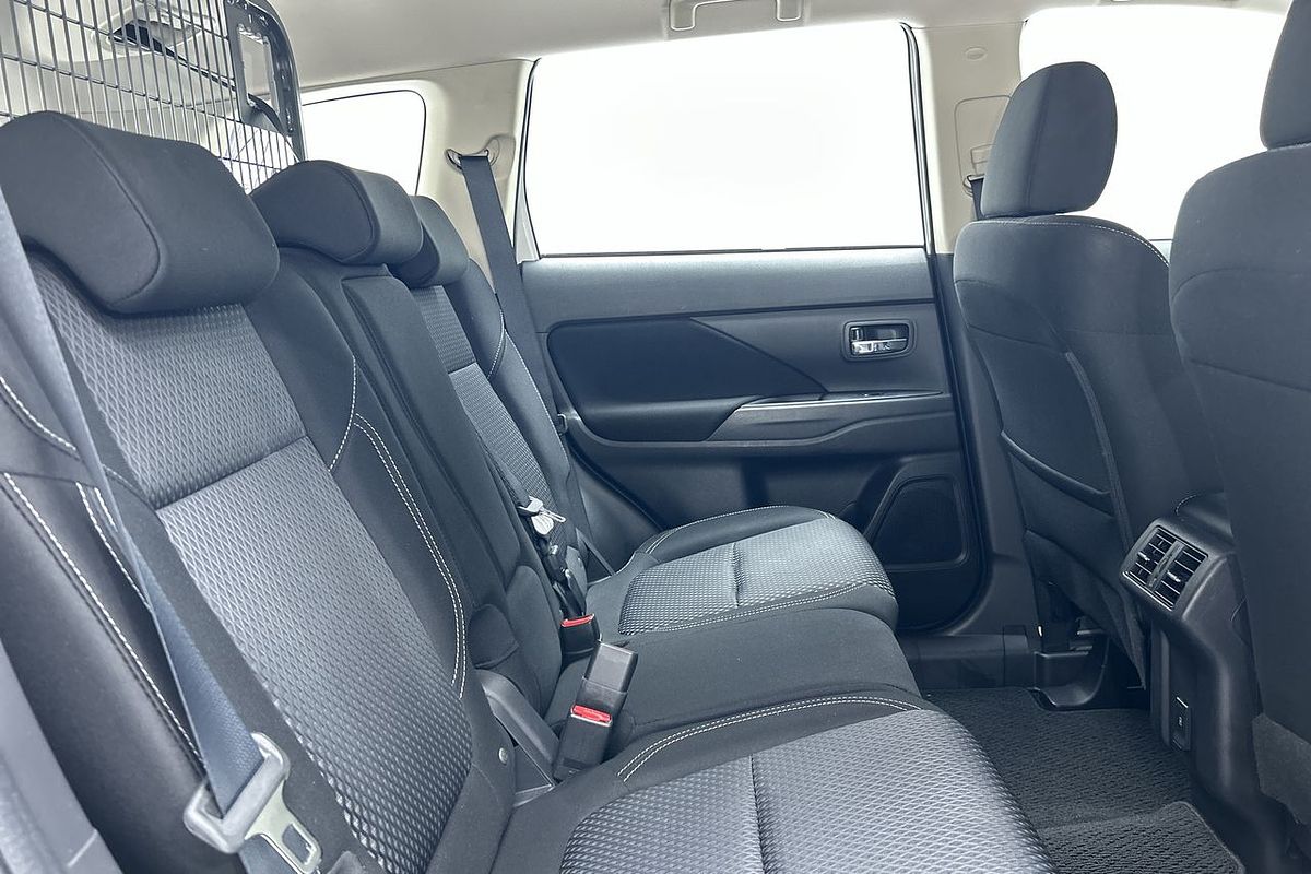 2020 Mitsubishi Outlander ES ZL