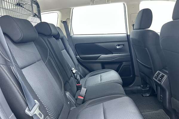 2020 Mitsubishi Outlander ES ZL