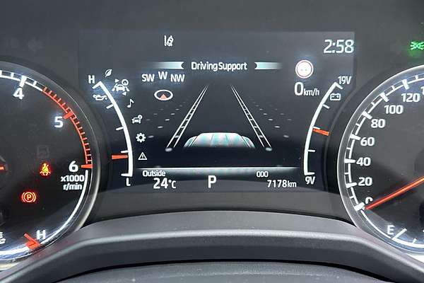 2024 Toyota Landcruiser Sahara FJA300R