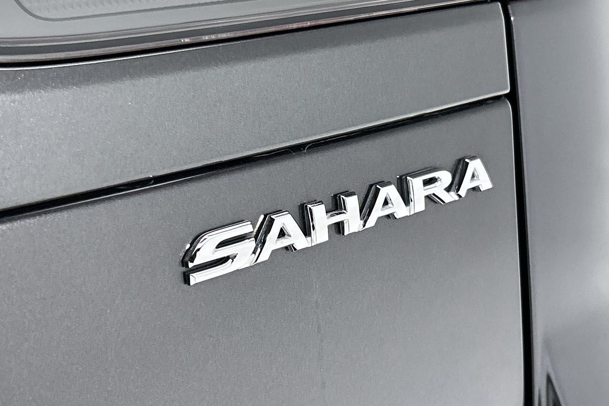 2024 Toyota Landcruiser Sahara FJA300R