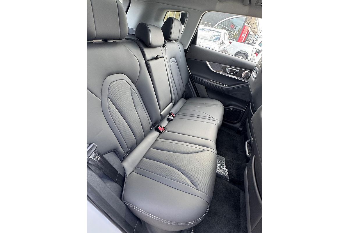 2025 Chery Tiggo 7 Pro SE+