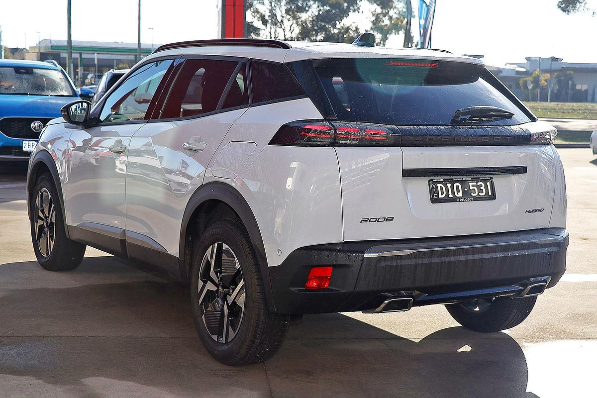 2025 Peugeot 2008 Allure Hybrid P24