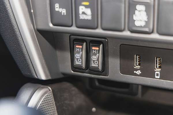2021 Mitsubishi Triton GSR MR 4X4