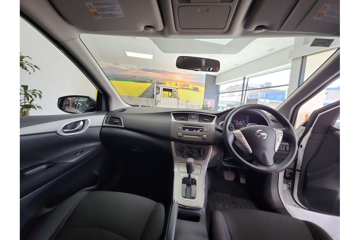 2013 Nissan Pulsar ST C12