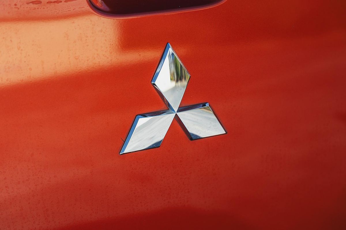 2021 Mitsubishi Triton GSR MR 4X4