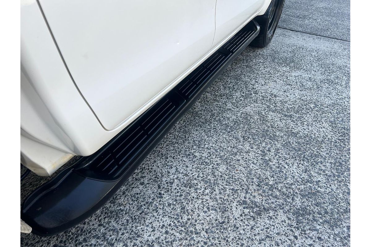 2019 Toyota Hilux SR GUN126R 4X4