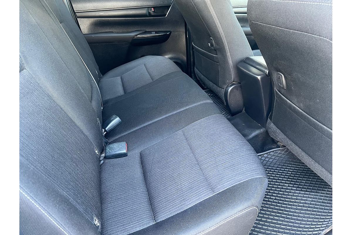 2019 Toyota Hilux SR GUN126R 4X4