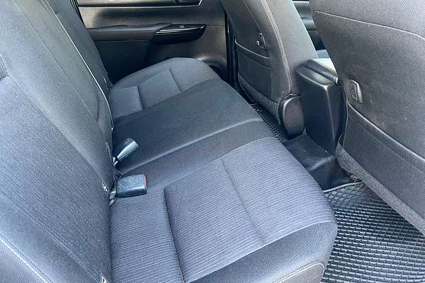 2019 Toyota Hilux SR GUN126R 4X4