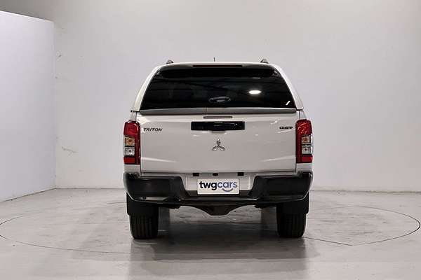 2022 Mitsubishi Triton GSR MR 4X4