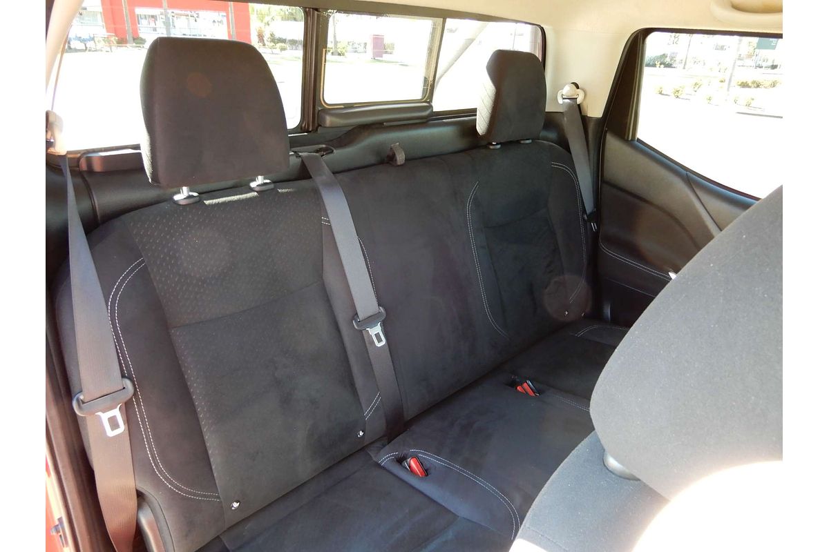 2019 Nissan Navara ST D23 Series 4 4X4