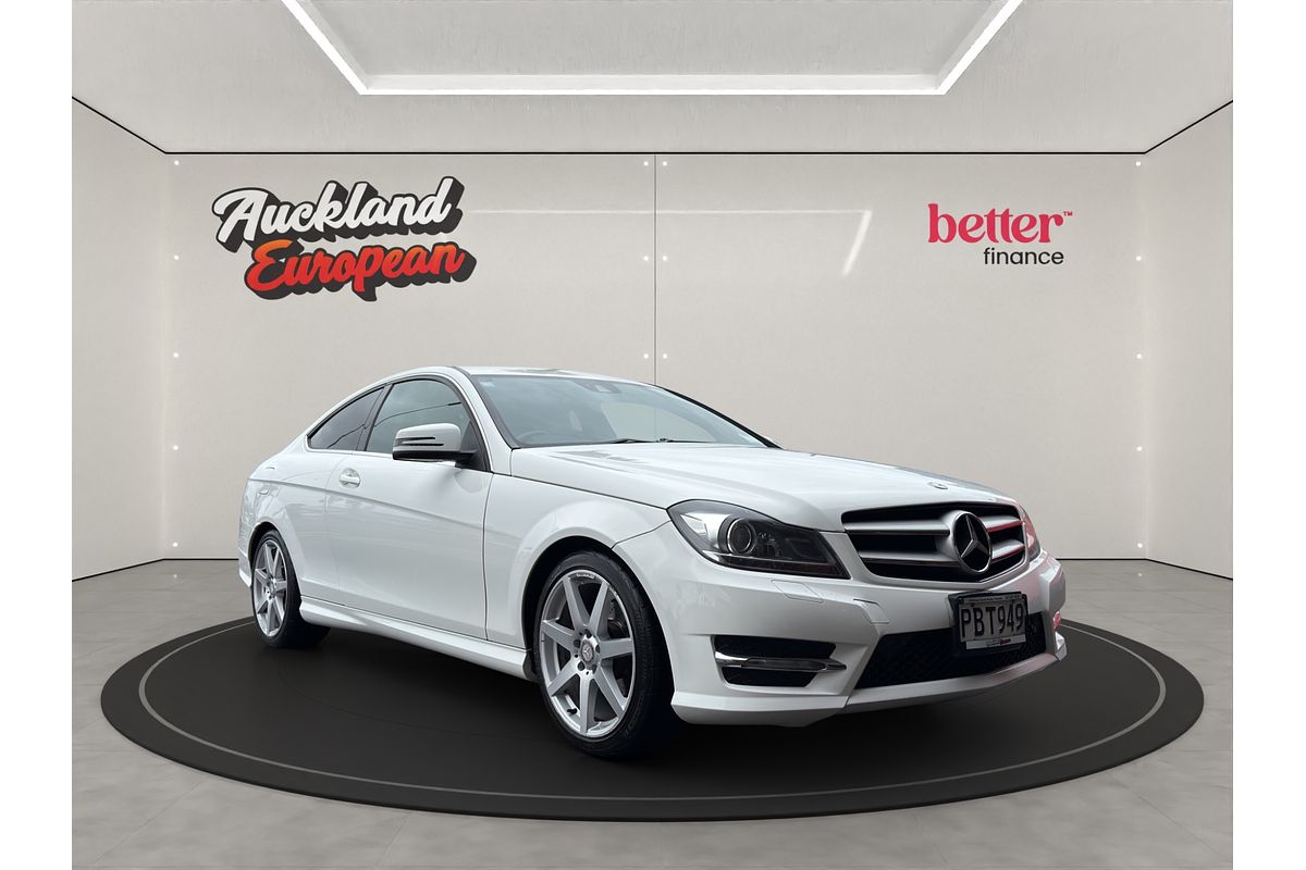2012 Mercedes-Benz 250 AMG LINE