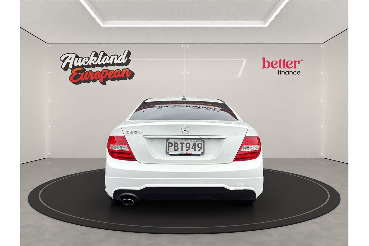 2012 Mercedes-Benz 250 AMG LINE