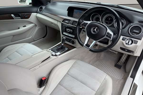 2012 Mercedes-Benz 250 AMG LINE