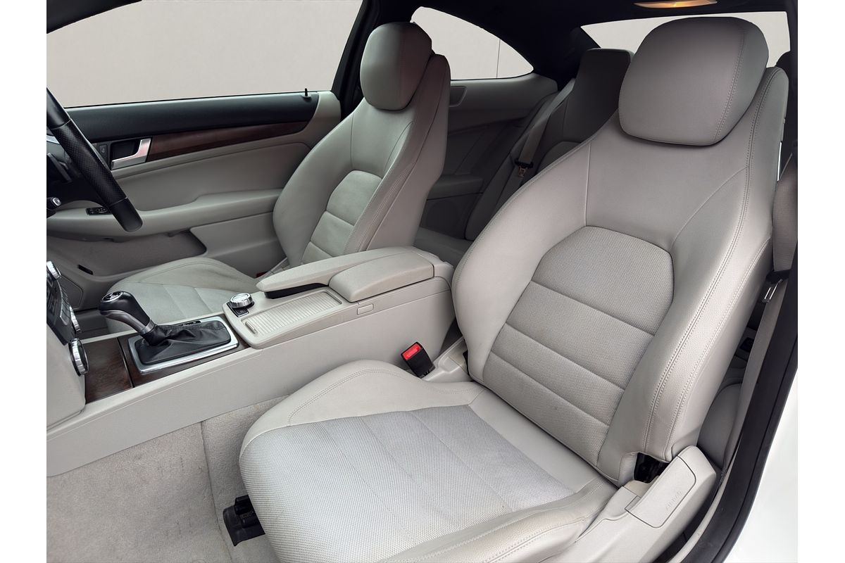 2012 Mercedes-Benz 250 AMG LINE