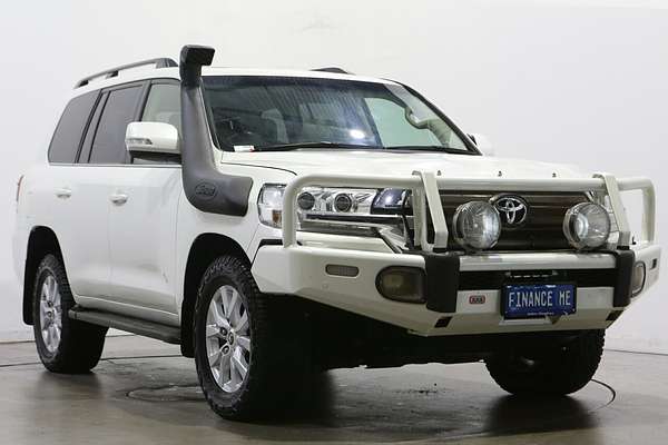 2015 Toyota Landcruiser Sahara VDJ200R