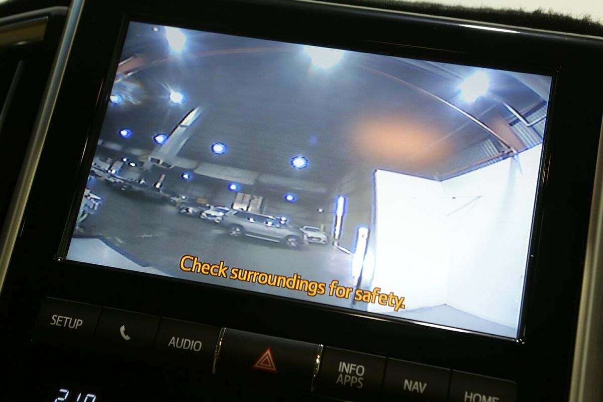 2015 Toyota Landcruiser Sahara VDJ200R