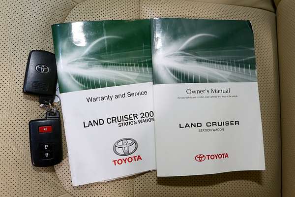 2015 Toyota Landcruiser Sahara VDJ200R
