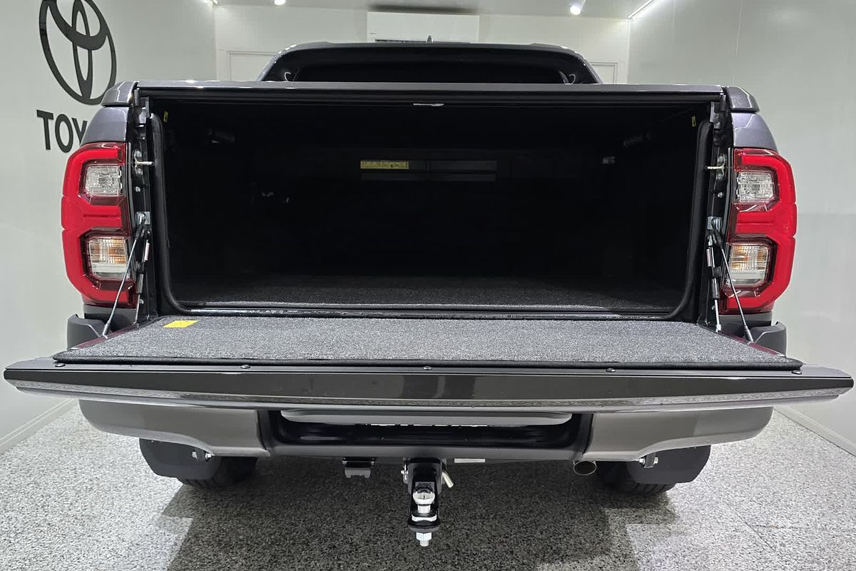 2025 Toyota Hilux Rogue 48V GUN126R 4X4