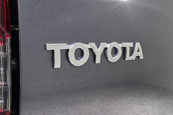 2025 Toyota Hilux Rogue 48V GUN126R 4X4