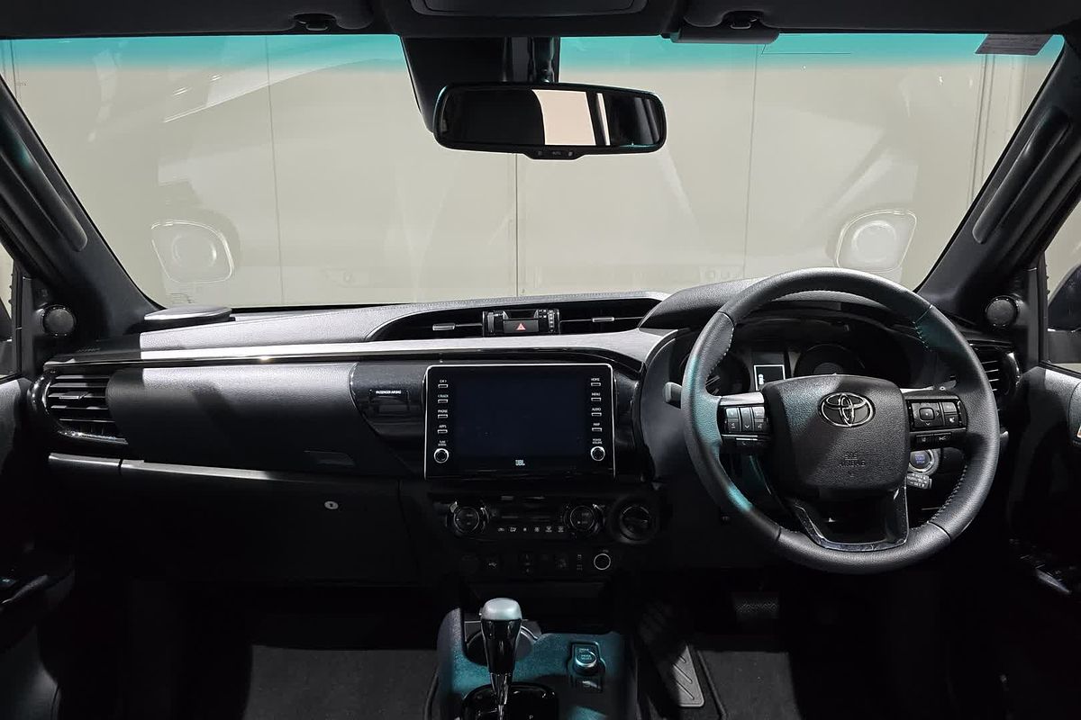 2025 Toyota Hilux Rogue 48V GUN126R 4X4