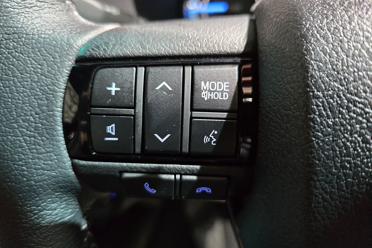 2025 Toyota Hilux Rogue 48V GUN126R 4X4