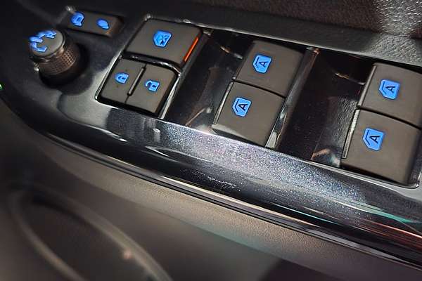 2025 Toyota Hilux Rogue 48V GUN126R 4X4