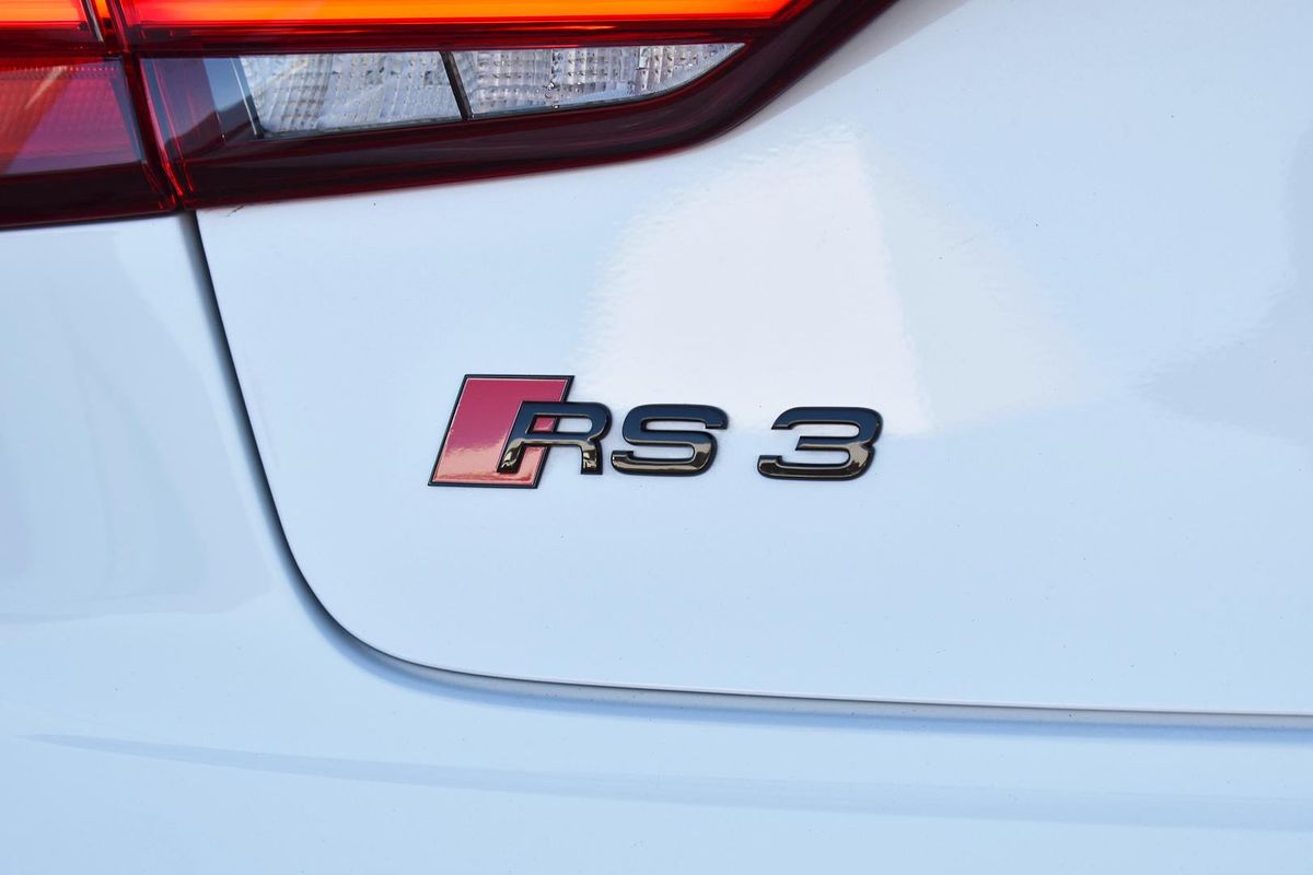 2020 Audi RS3 Carbon Edition 8V