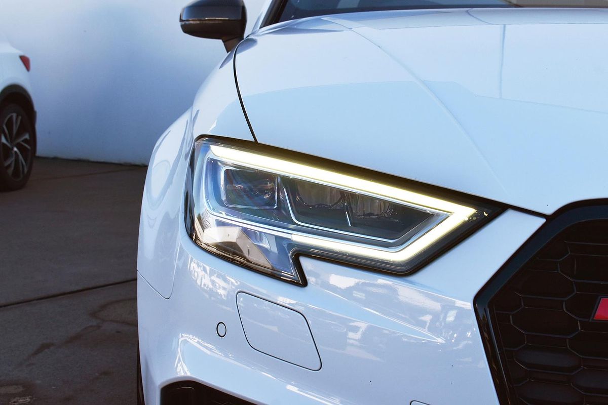 2020 Audi RS3 Carbon Edition 8V