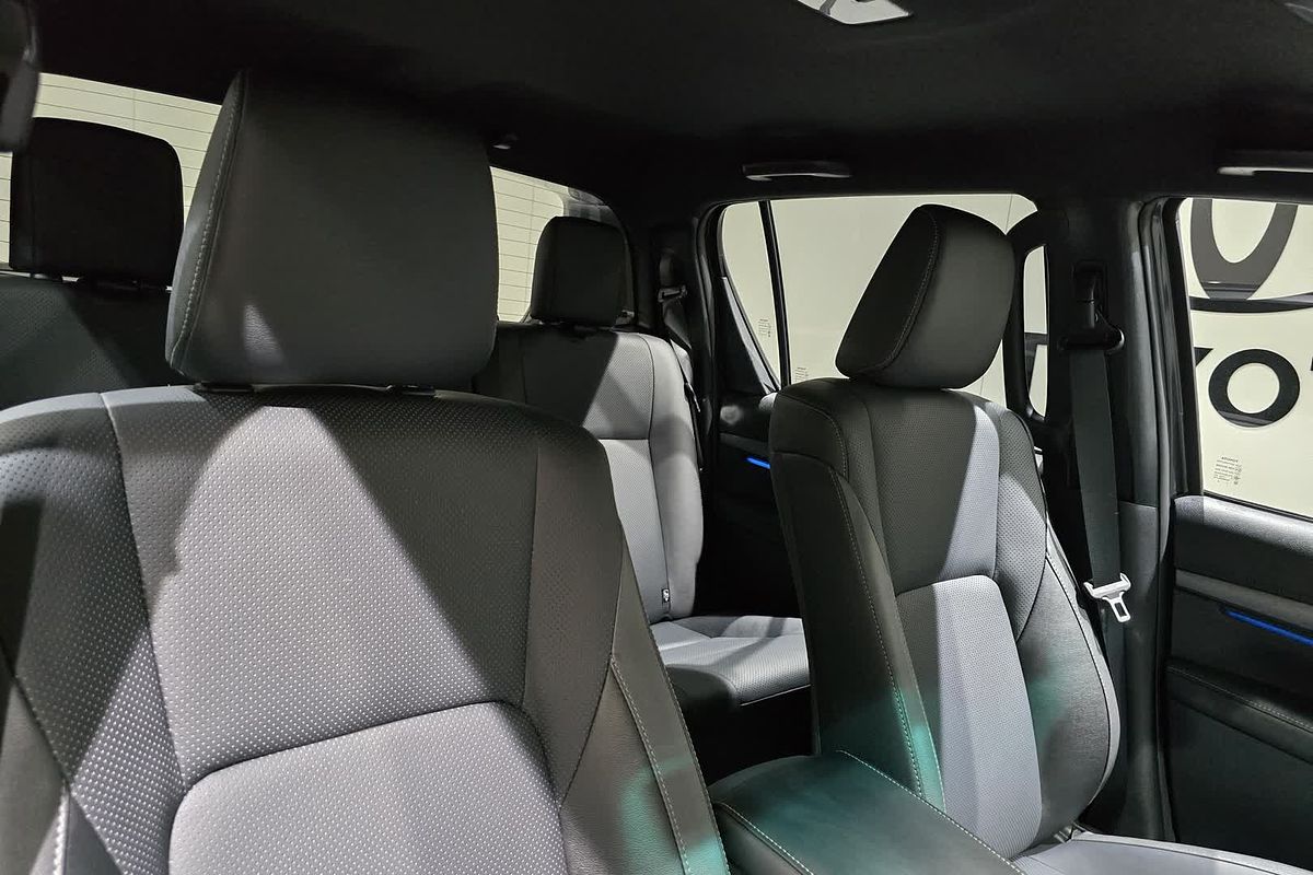 2025 Toyota Hilux Rogue 48V GUN126R 4X4