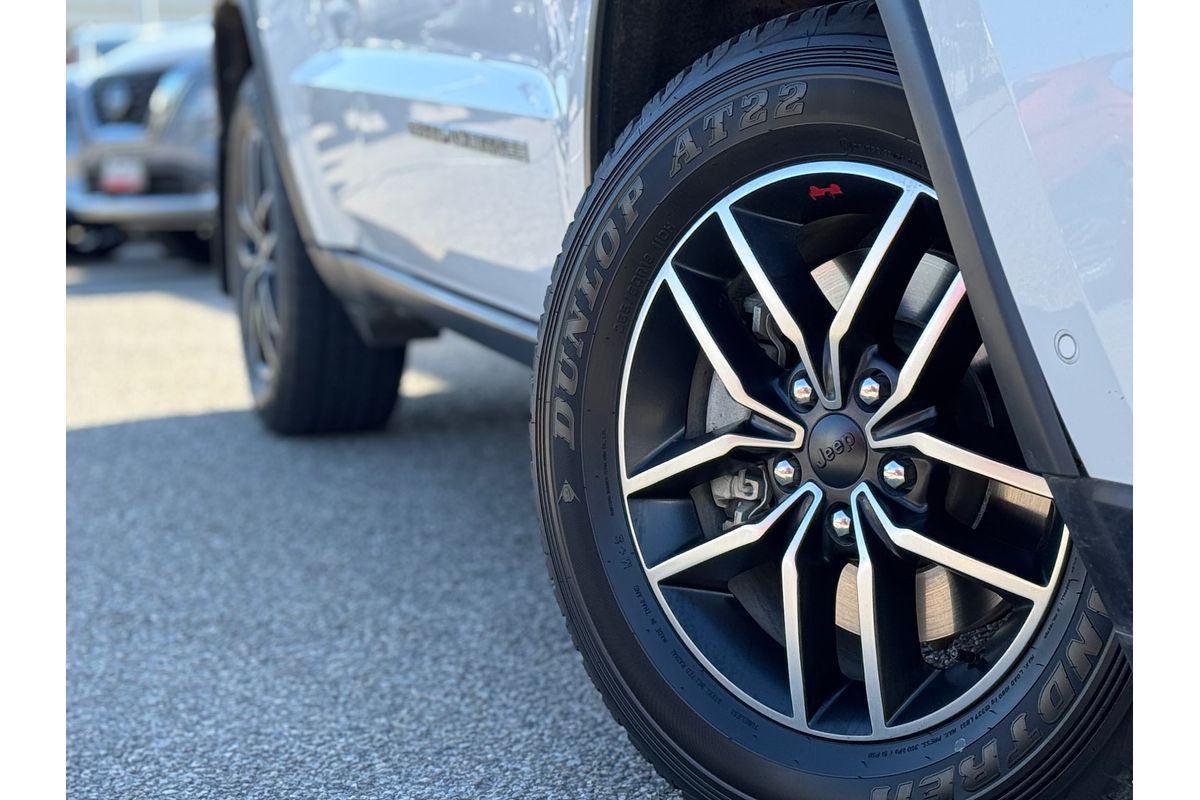 2018 Jeep Grand Cherokee Laredo WK