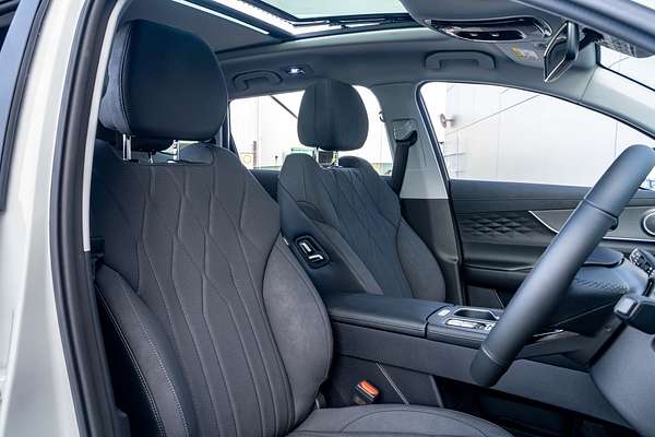 2025 Chery Tiggo 8 Ultimate Phev/7At