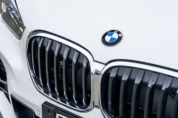 2022 BMW X1 S20i 2.0Pt/7At