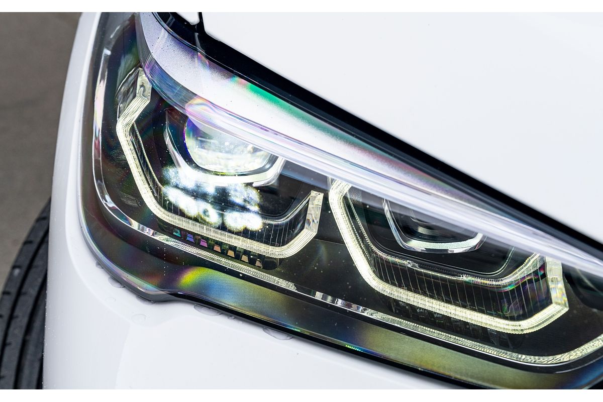 2022 BMW X1 S20i 2.0Pt/7At