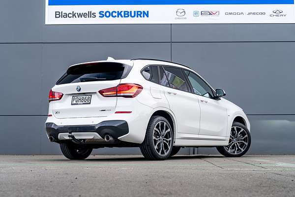 2022 BMW X1 S20i 2.0Pt/7At