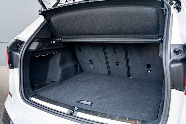 2022 BMW X1 S20i 2.0Pt/7At