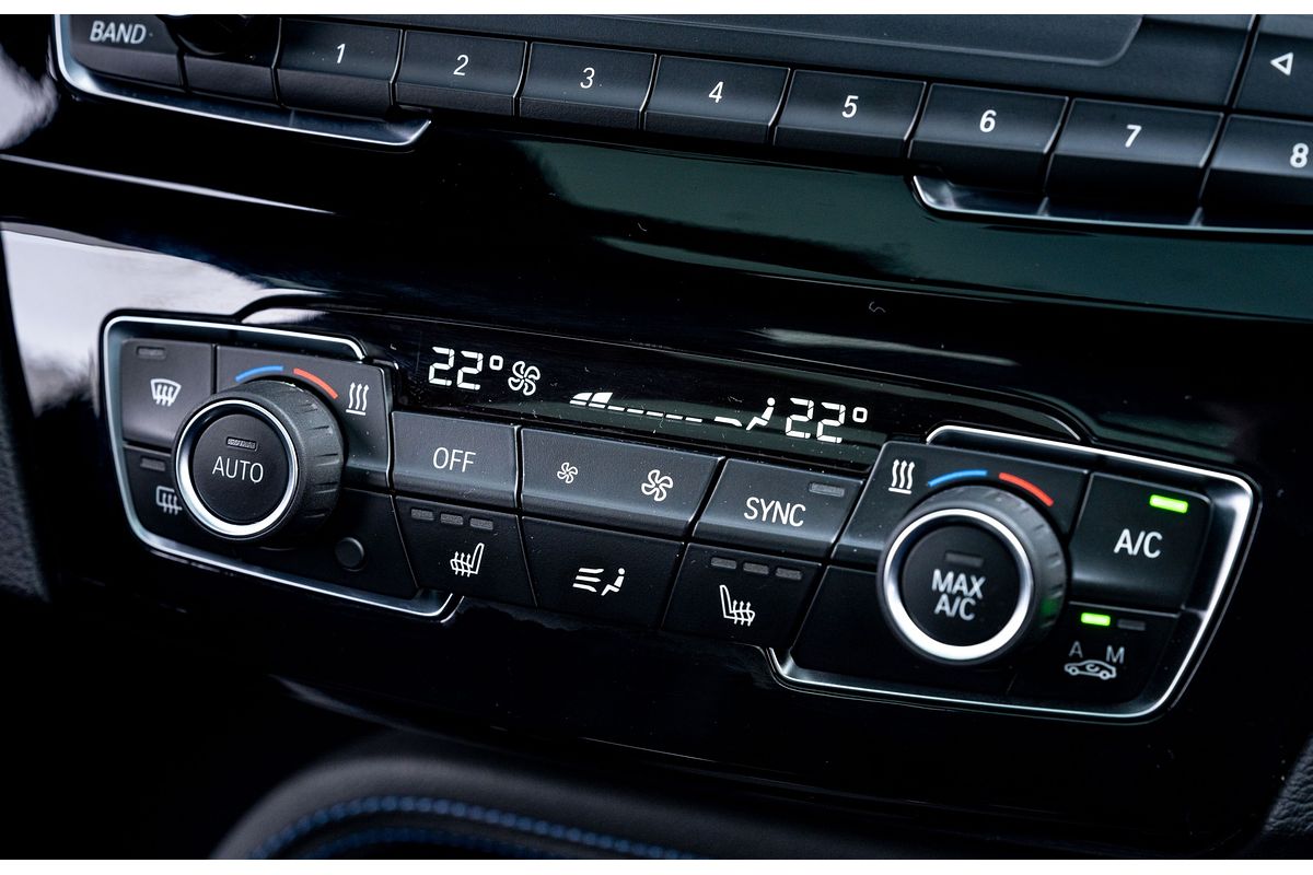 2022 BMW X1 S20i 2.0Pt/7At